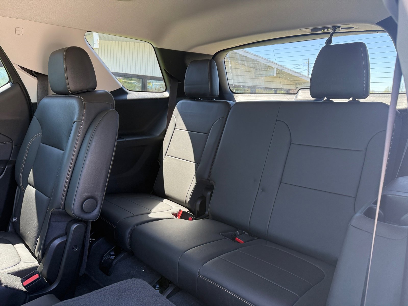 2021 Chevrolet Traverse Premier - Photo 16