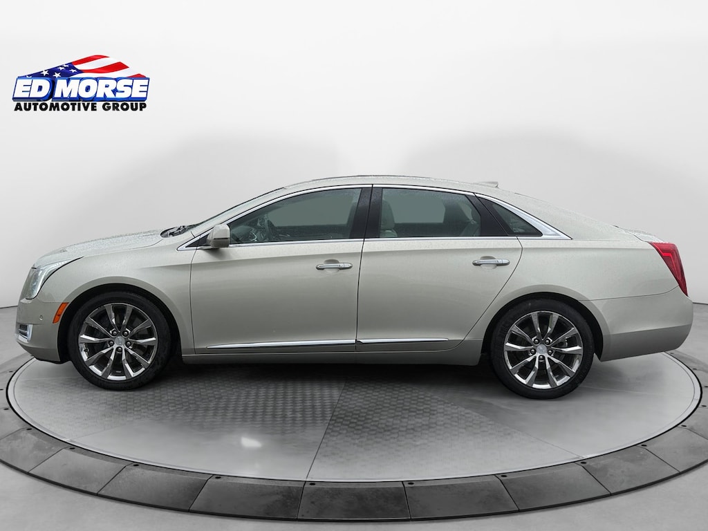 Used 2016 Cadillac XTS Premium Collection Sedan