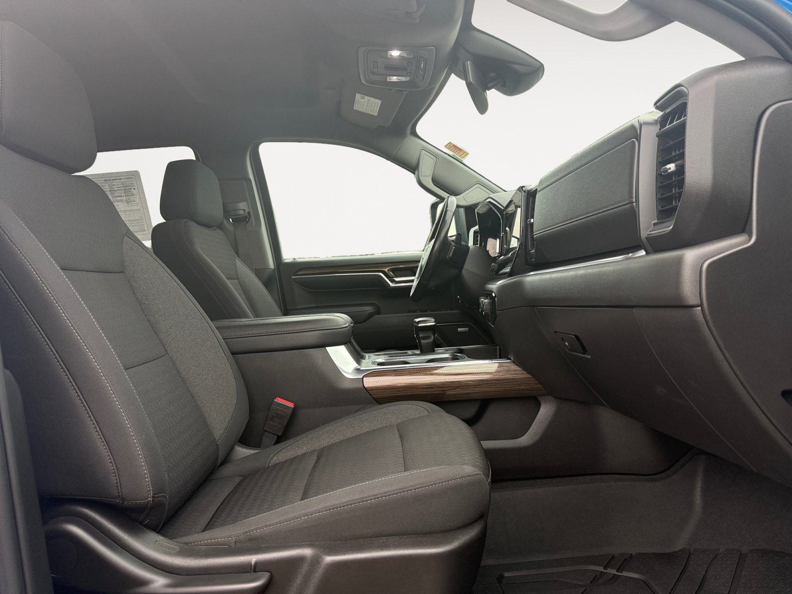 2022 Chevrolet Silverado 1500 RST - Photo 15