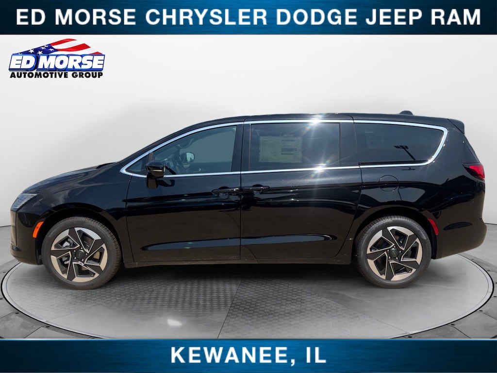 New 2027 Chrysler Pacifica Limited Passenger Van