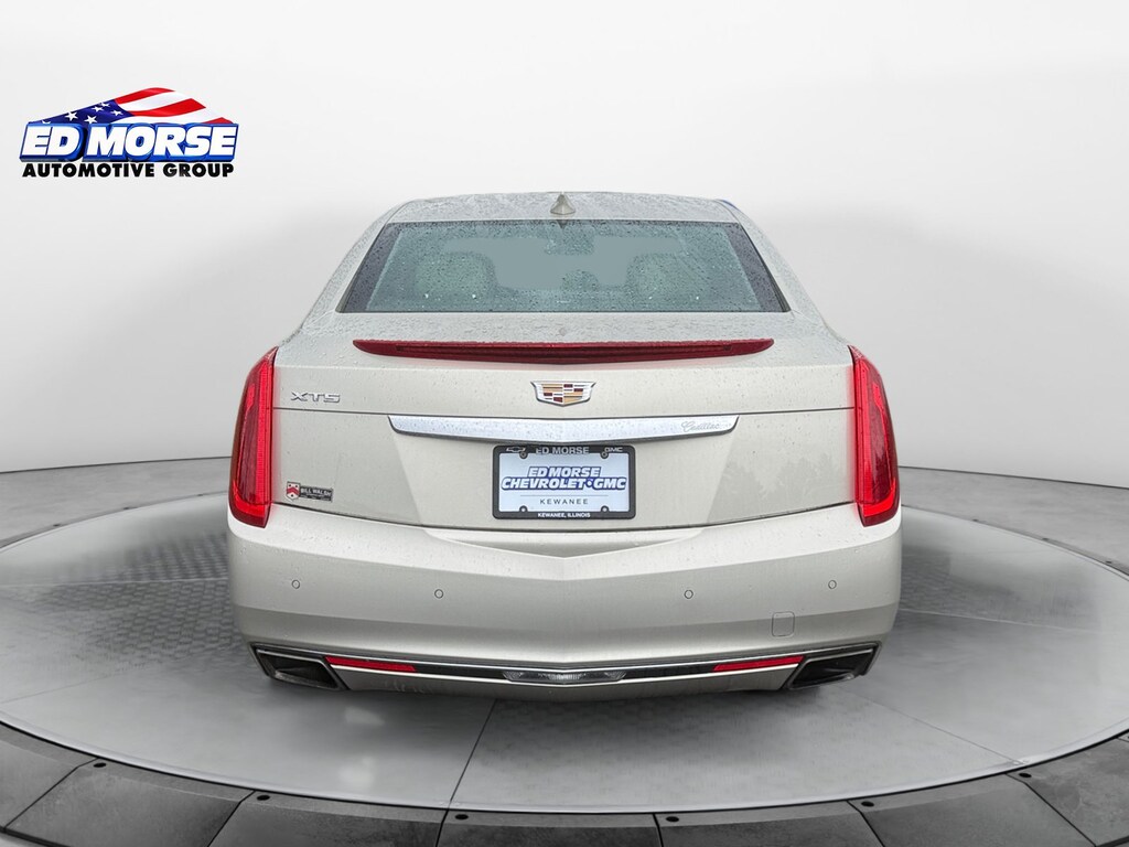 Used 2016 Cadillac XTS Premium Collection Sedan