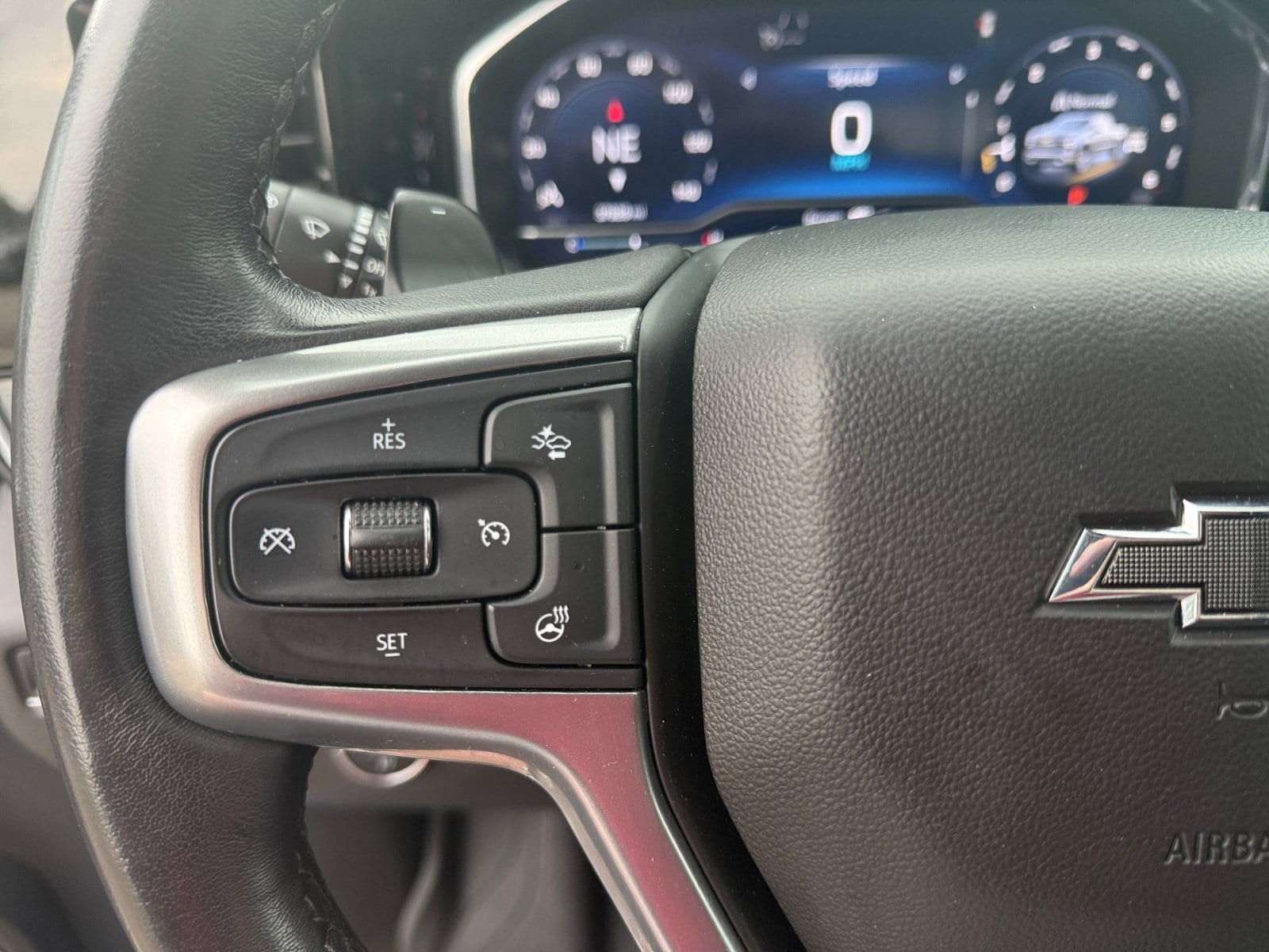 2022 Chevrolet Silverado 1500 RST - Photo 16