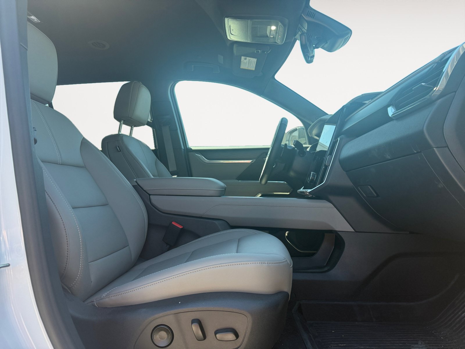 2026 GMC Acadia Elevation - Photo 15