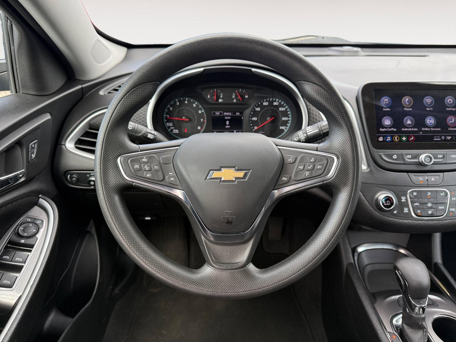 2024 Chevrolet Malibu 1LT - Photo 12