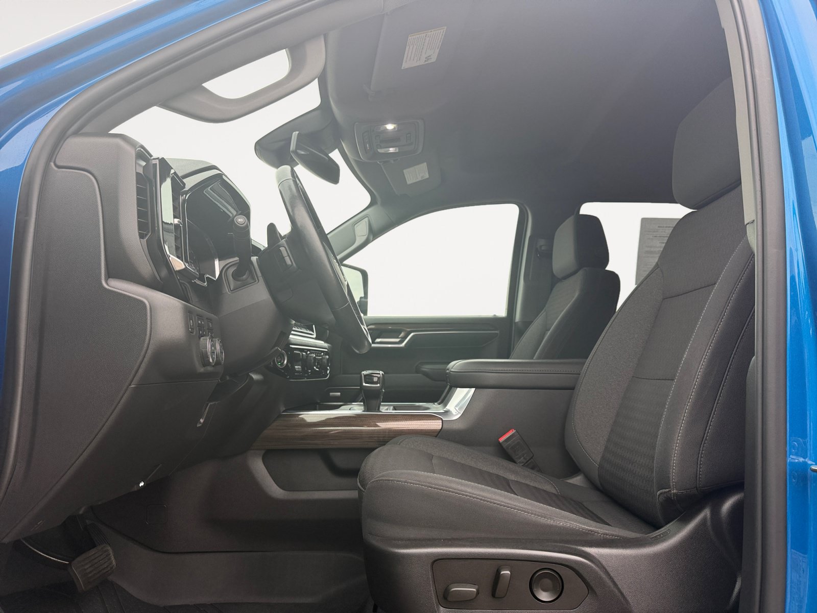 2022 Chevrolet Silverado 1500 RST - Photo 9