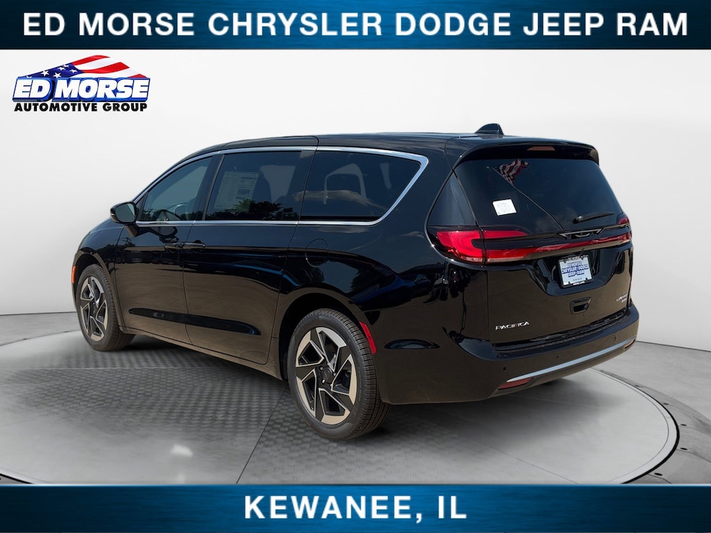 New 2027 Chrysler Pacifica Limited Passenger Van