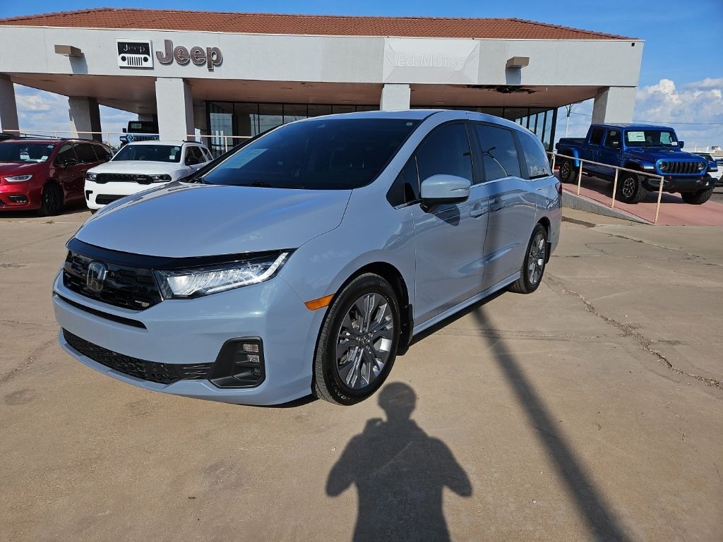 Used 2025 Honda Odyssey Touring Minivan/Van