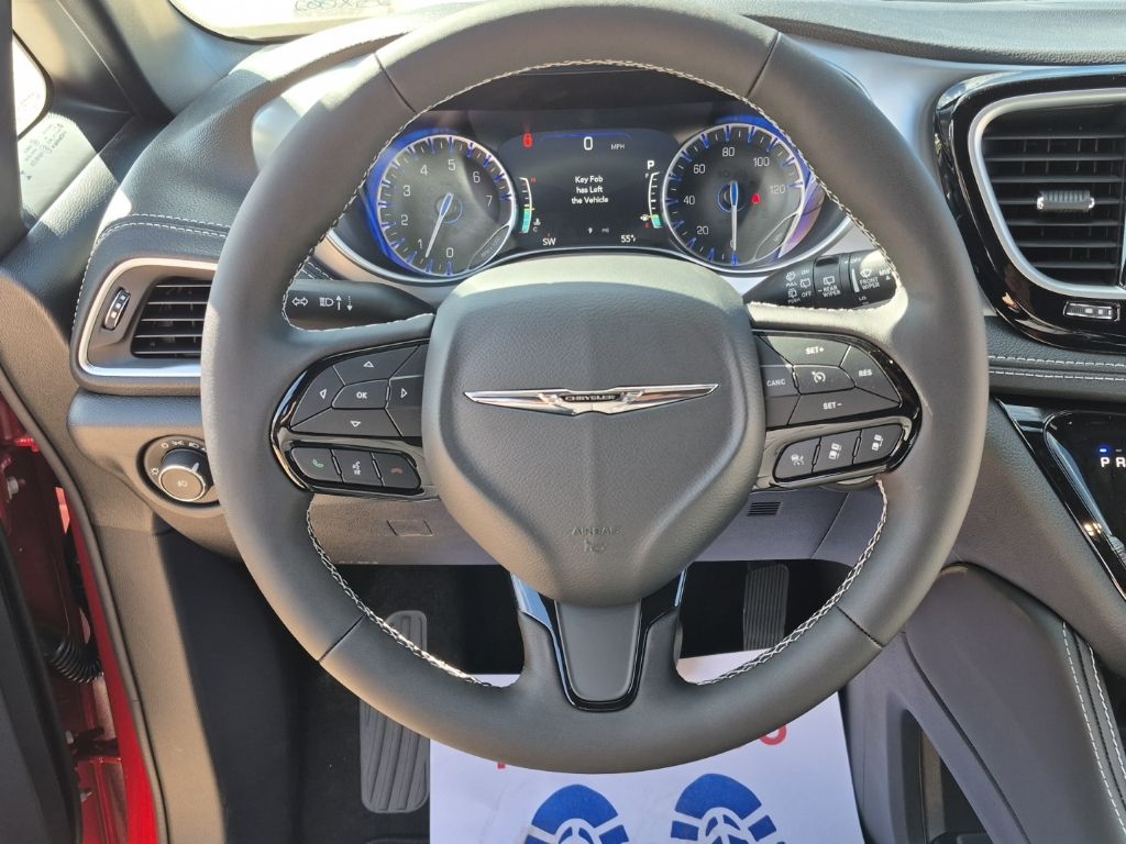 2025 Chrysler Pacifica Limited - Photo 38