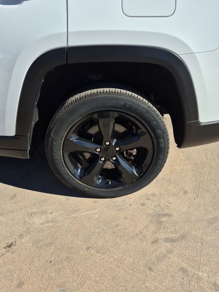 2023 Jeep Grand Cherokee L Altitude - Photo 10