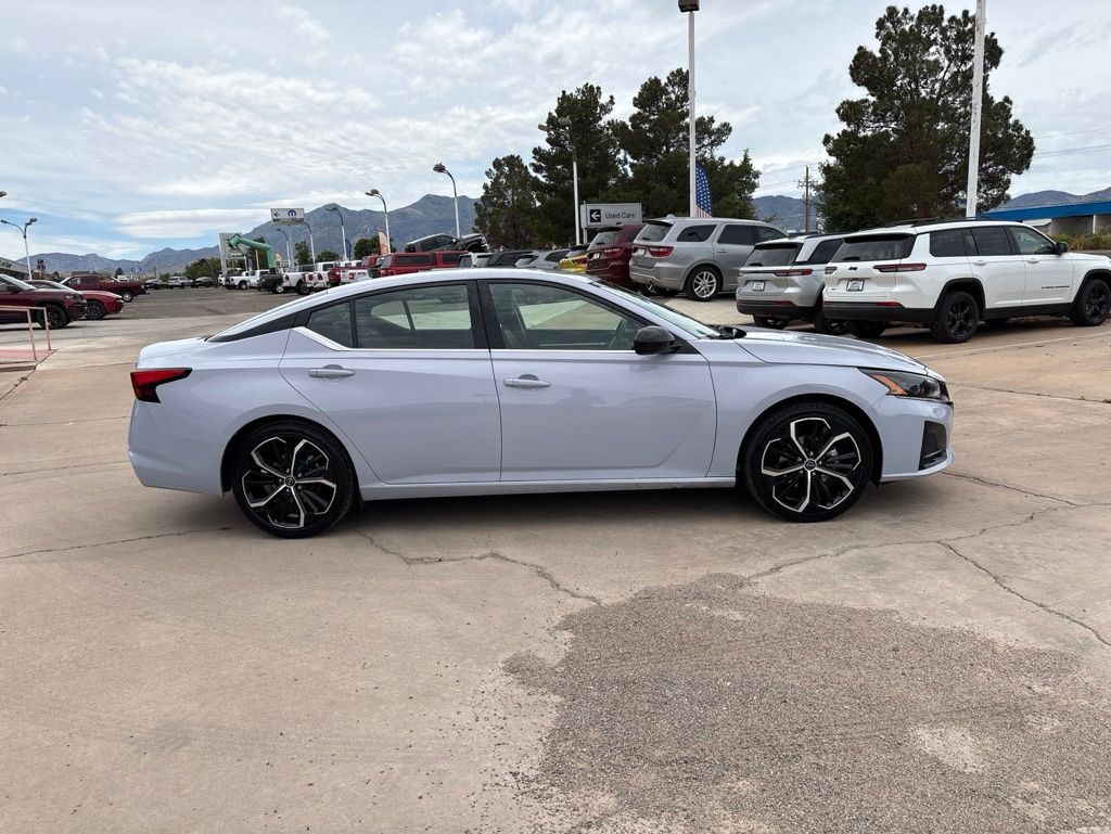 Certified 2024 Nissan Altima 2.5 SR Sedan