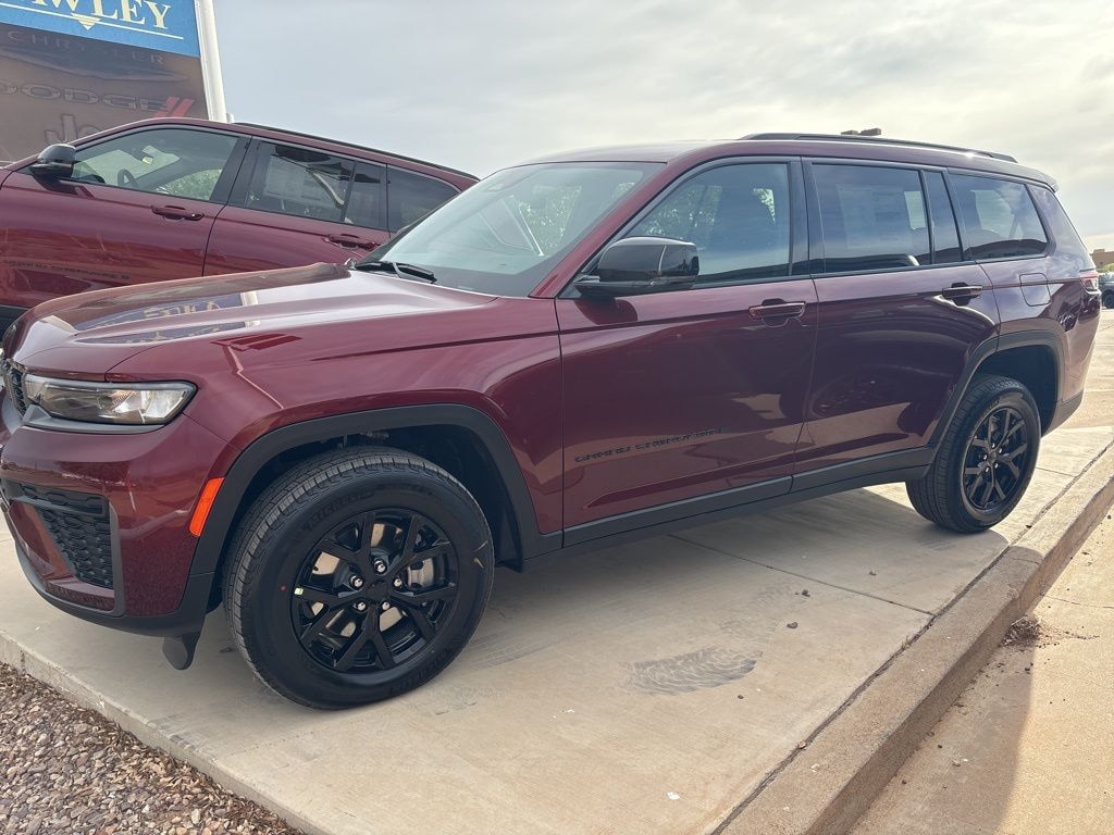 New 2026 Jeep Grand Cherokee L LAREDO ALTITUDE 4X4 Sport Utility