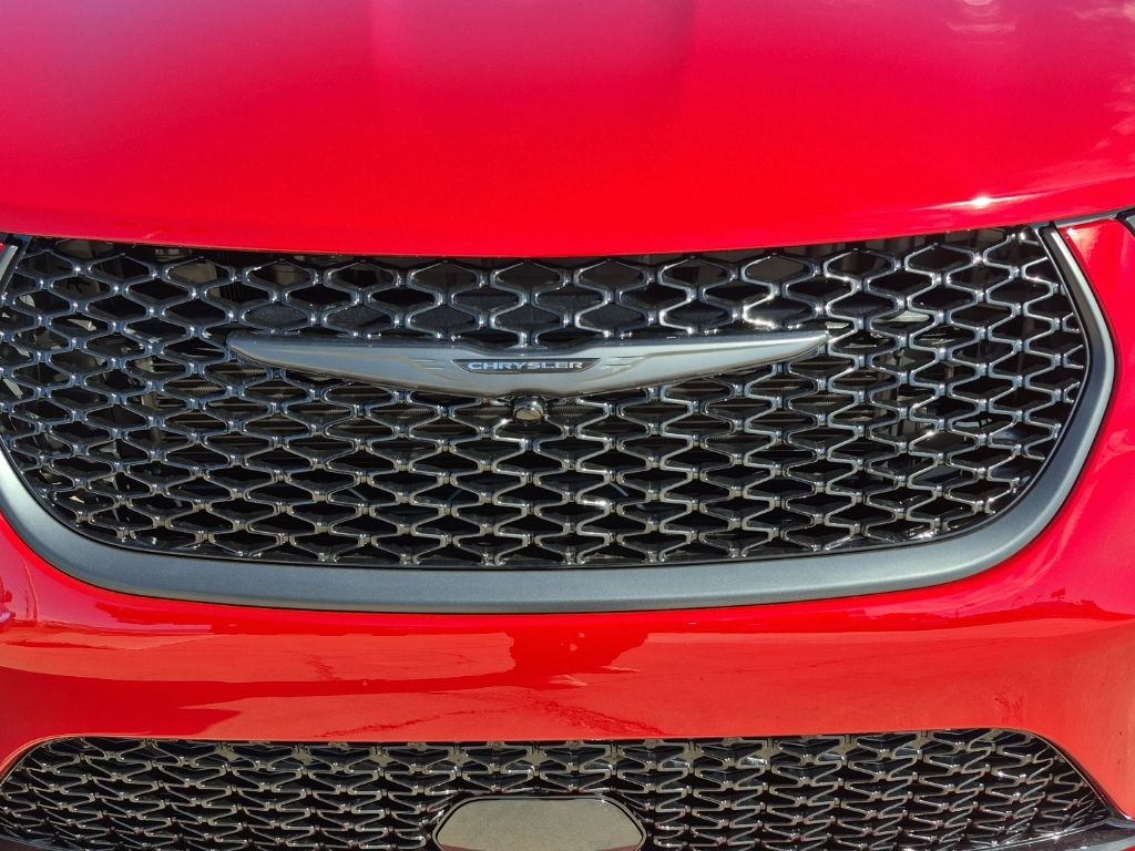 2025 Chrysler Pacifica Limited - Photo 17