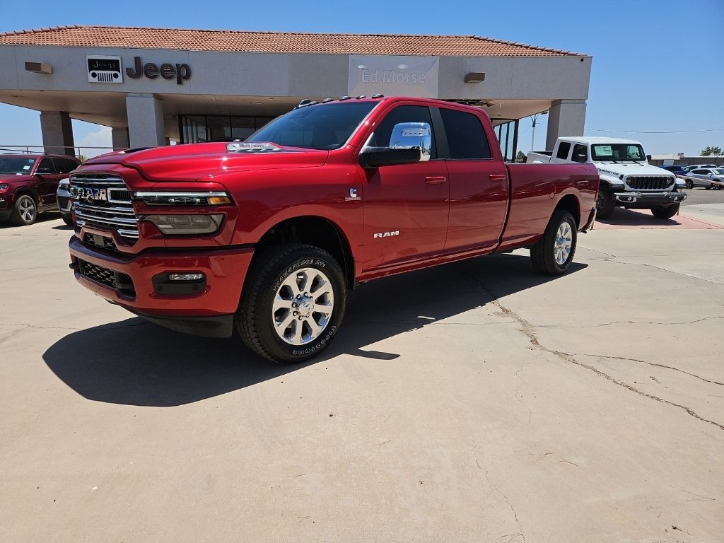 New 2026 Ram 2500 LARAMIE CREW CAB 4X4 8' BOX Pickup