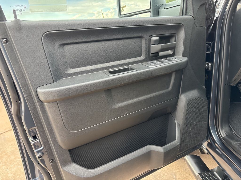 2026 RAM 2500 Tradesman - Photo 13