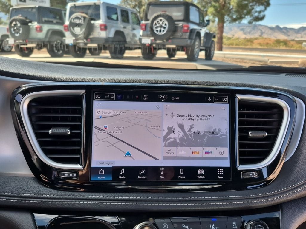 2025 Chrysler Pacifica Limited - Photo 43