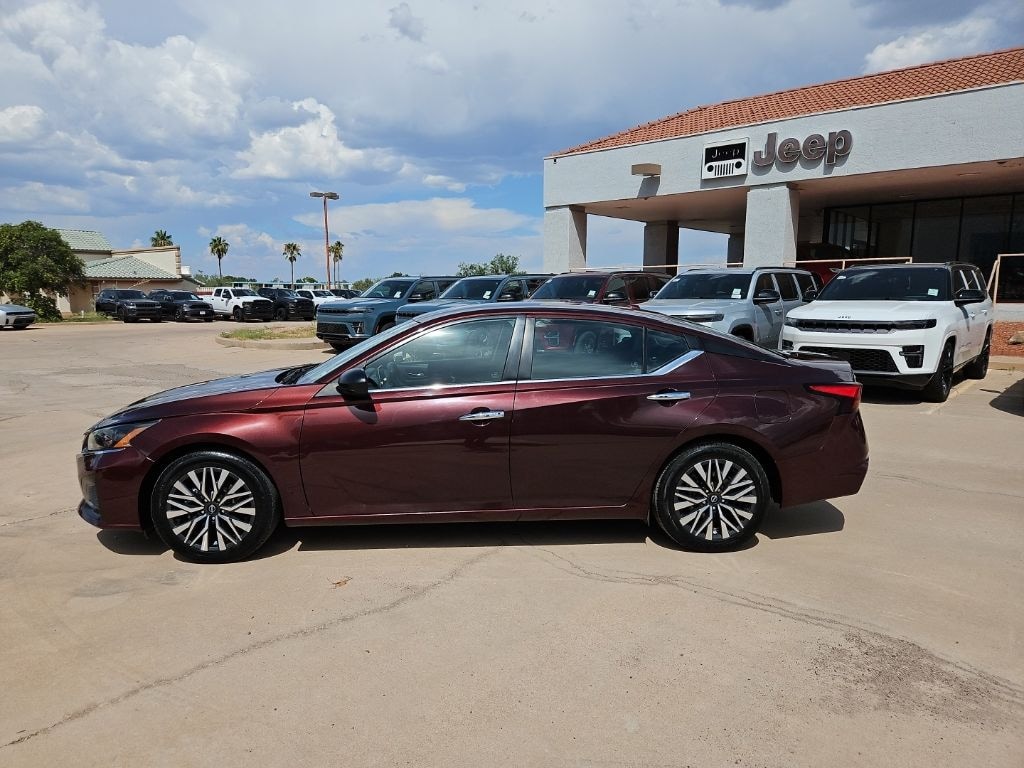 Certified 2024 Nissan Altima 2.5 SV Sedan