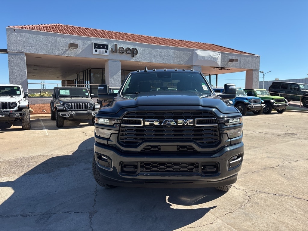 New 2026 Ram 3500 BIG HORN CREW CAB 4X4 8' BOX Pickup