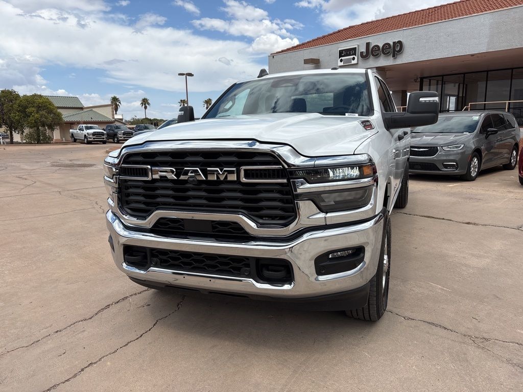 New 2025 Ram 2500 BIG HORN CREW CAB 4X4 8' BOX Pickup