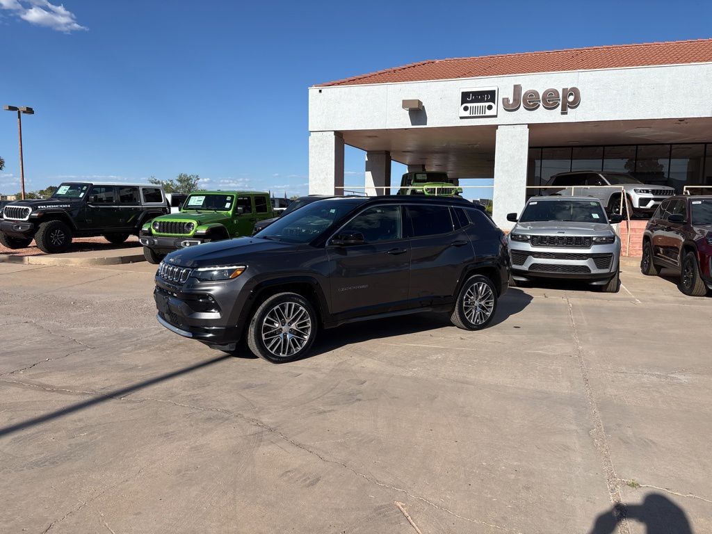 2023 Jeep Compass Limited 4X4's photo