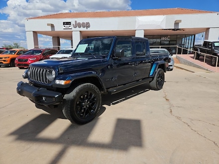 2025 Jeep Gladiator Nighthawk Truck