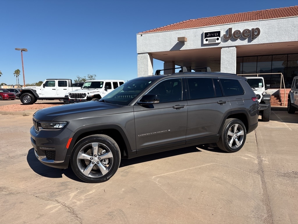 2021 Jeep Grand Cherokee L Limited's photo