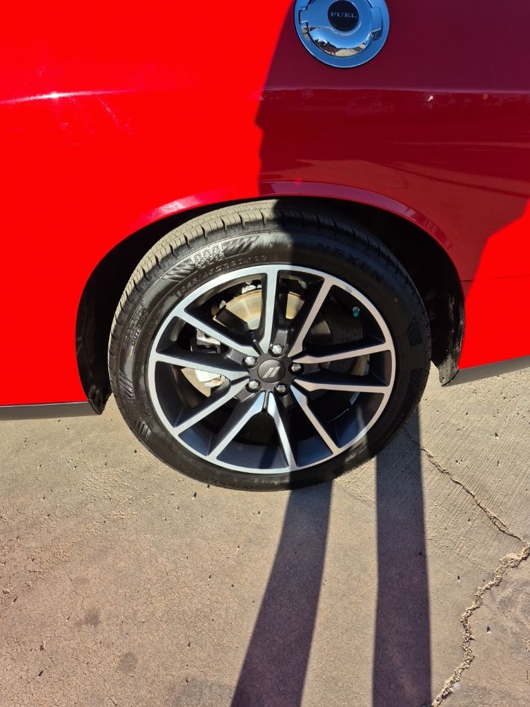 2022 Dodge Challenger R/T - Photo 10
