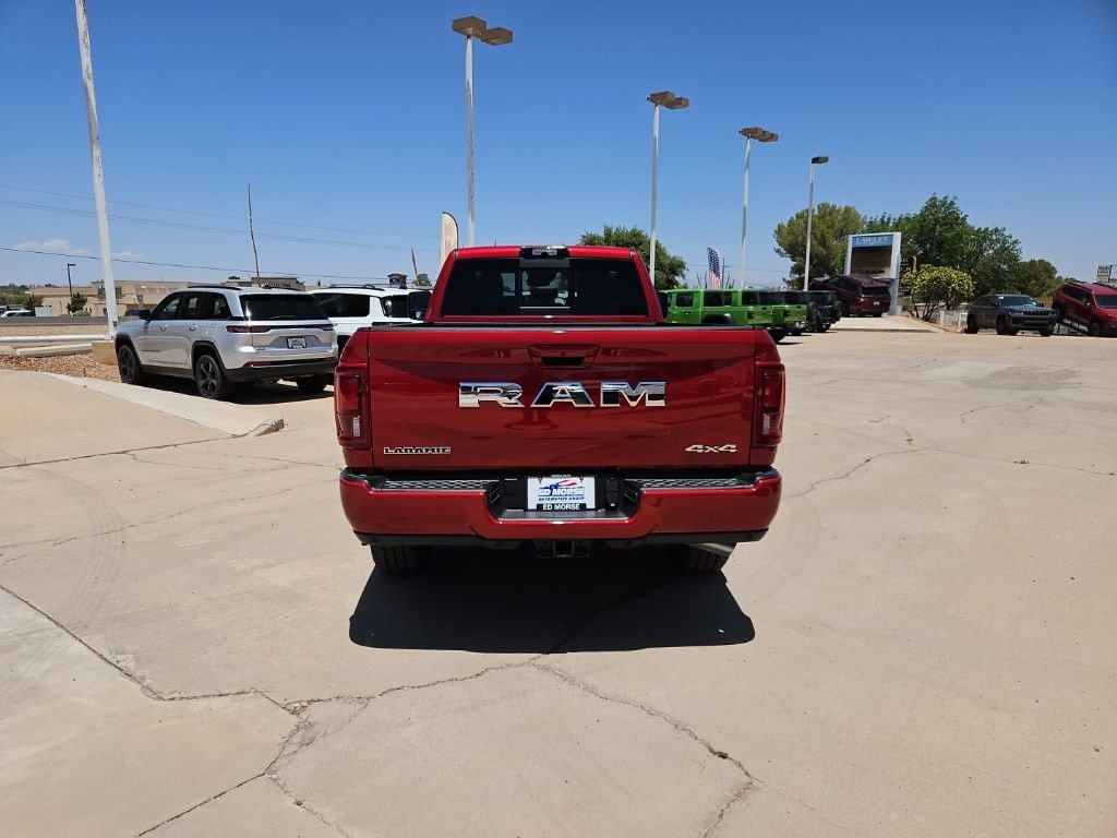 New 2026 Ram 2500 LARAMIE CREW CAB 4X4 8' BOX Pickup
