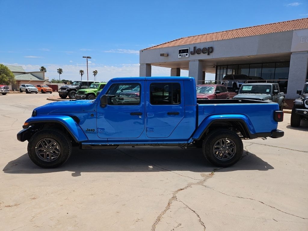 New 2026 Jeep Gladiator SPORT S 4X4 Pickup