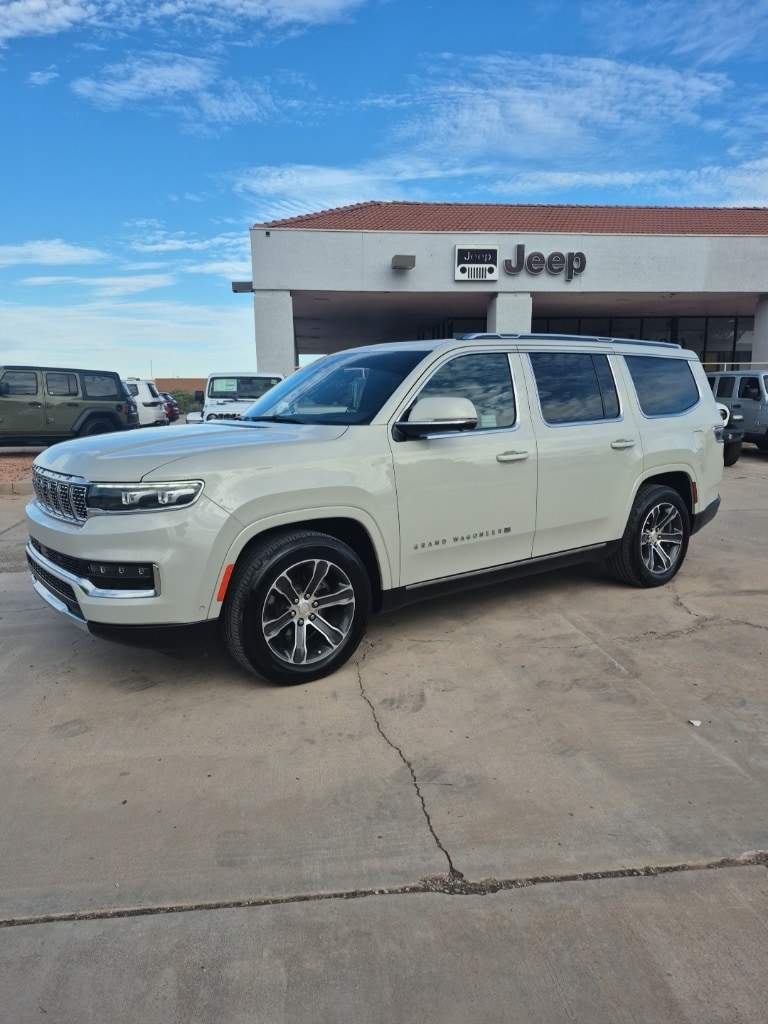 2022 Jeep Grand Wagoneer