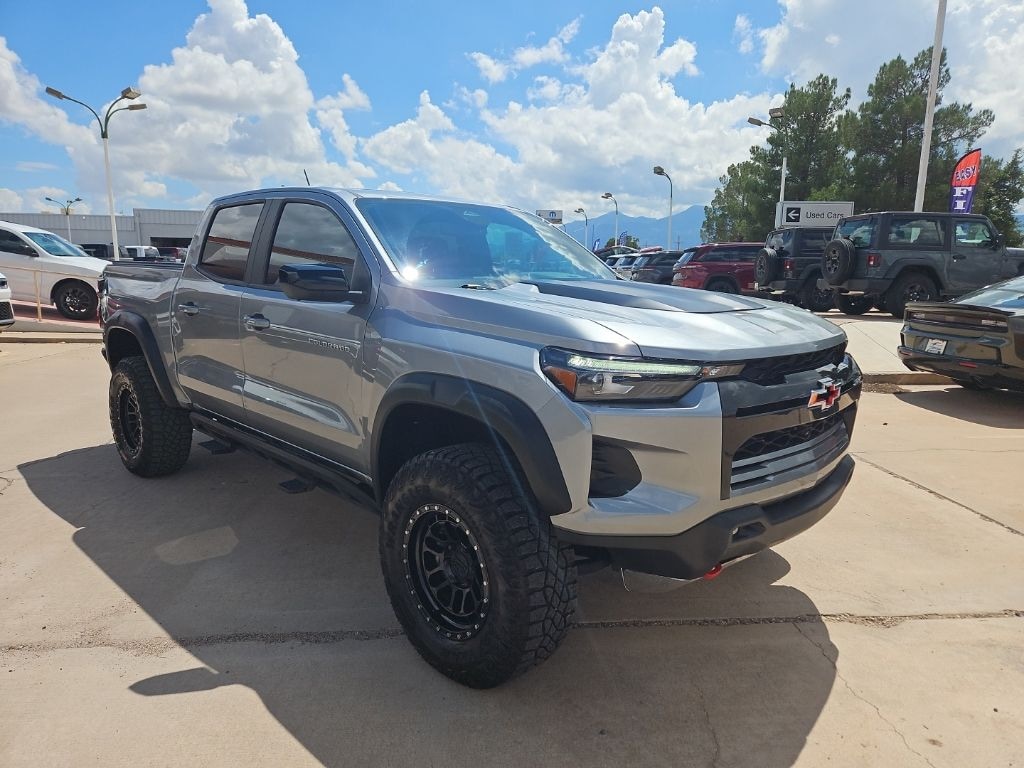 Used 2025 Chevrolet Colorado ZR2 Truck