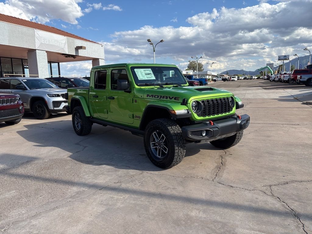 New 2026 Jeep Gladiator MOJAVE 4X4 Pickup