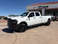 2026 Ram 3500 TRADESMAN CREW CAB 4X4 8' BOX Pickup