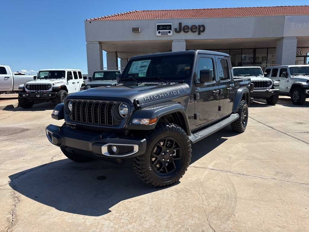 2025 Jeep Gladiator High Tide's photo