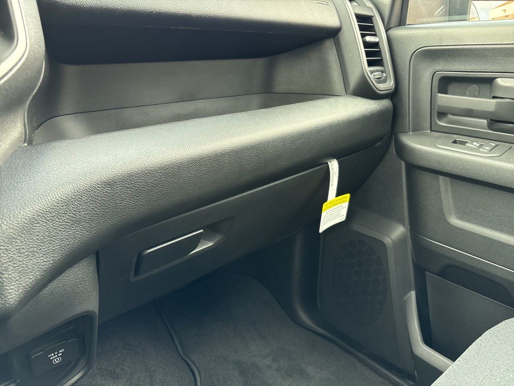 2026 RAM 2500 Tradesman - Photo 32
