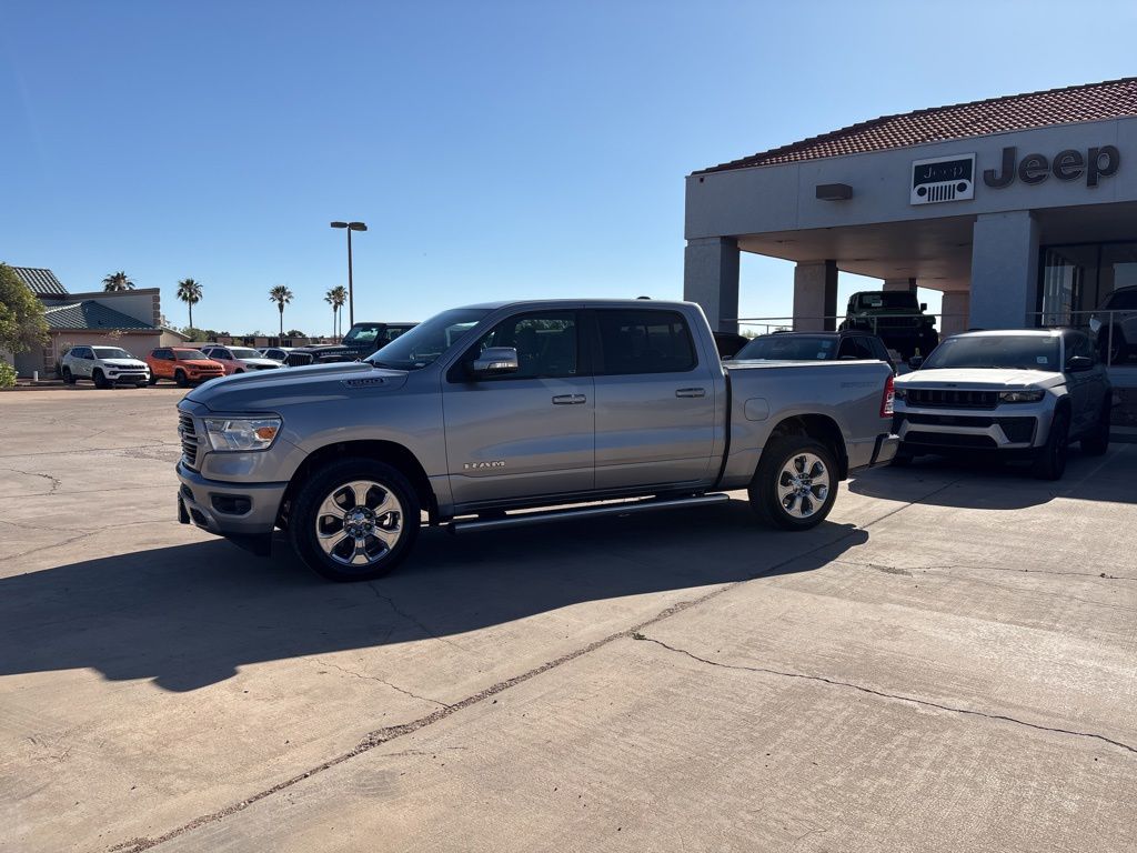 2021 RAM 1500 Big Horn/Lone Star 4x4 Crew Cab 5'7's photo