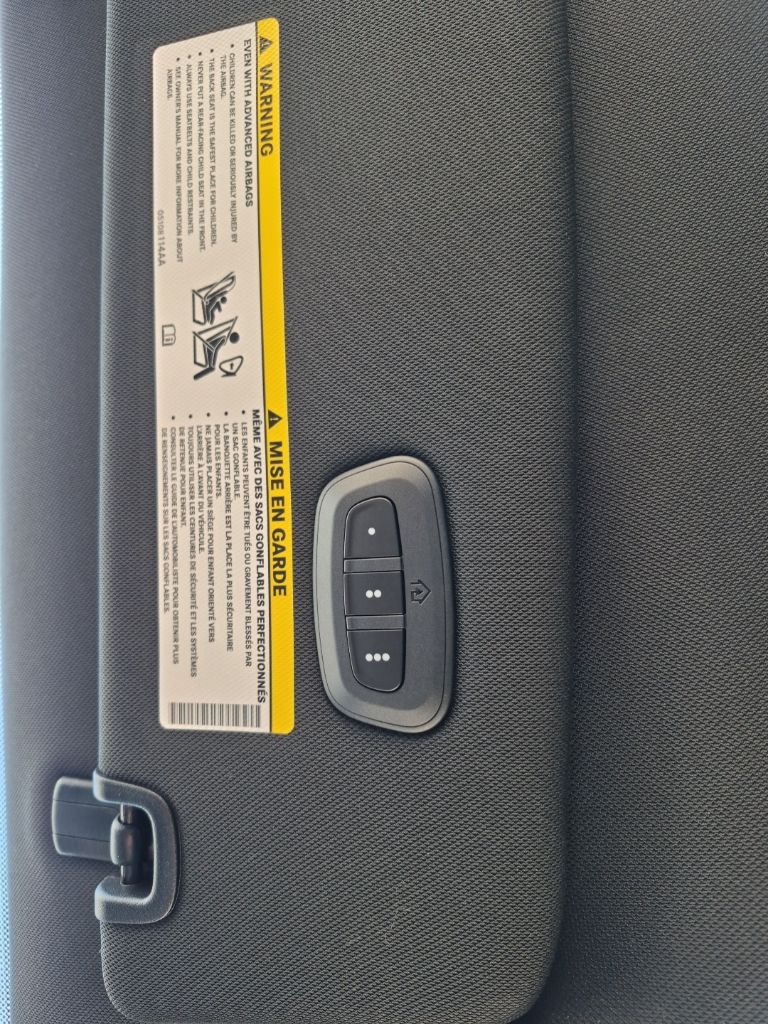 2025 Chrysler Pacifica Limited - Photo 48