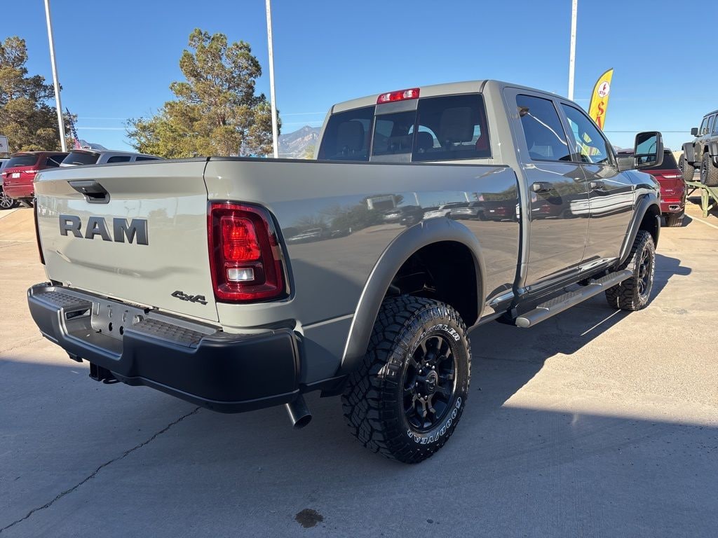New 2026 Ram 2500 TRADESMAN CREW CAB 4X4 6'4 BOX Pickup