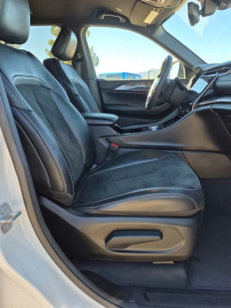 2023 Jeep Grand Cherokee L Altitude - Photo 33