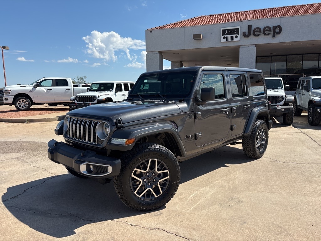 2025 Jeep Wrangler 4-Door Sahara's photo