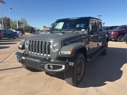 2020 Jeep Gladiator Overland Truck