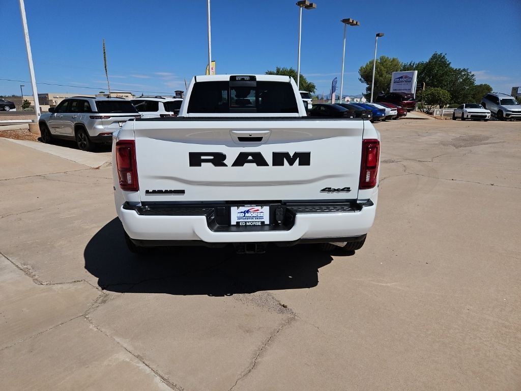 New 2026 Ram 3500 LARAMIE CREW CAB 4X4 8' BOX Pickup