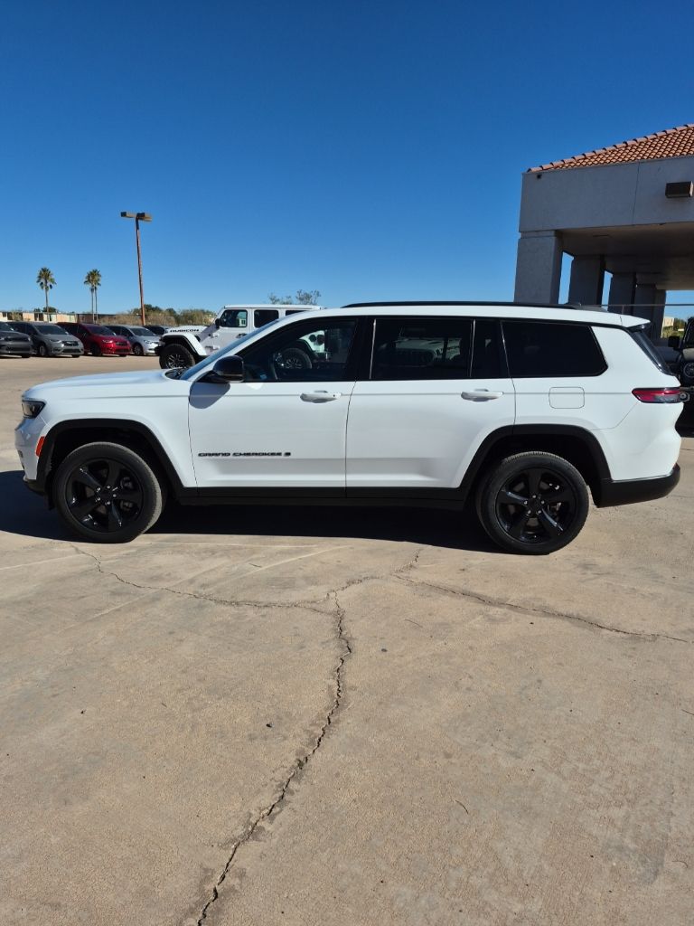 2023 Jeep Grand Cherokee L Altitude - Photo 8