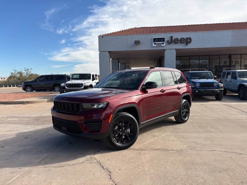 2025 Jeep Grand Cherokee Altitude's photo