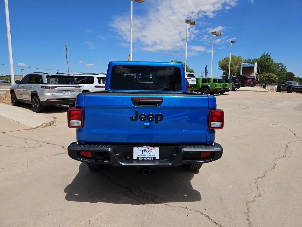 New 2026 Jeep Gladiator SPORT S 4X4 Pickup