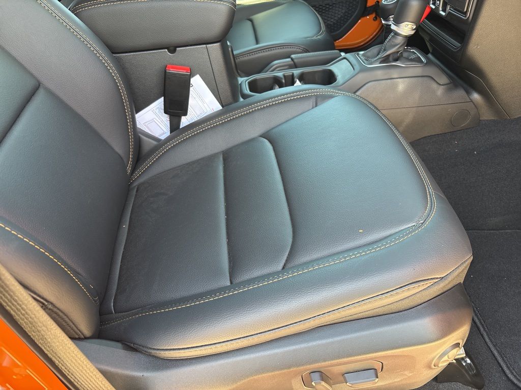 2025 Jeep Wrangler 4-Door Sahara - Photo 27