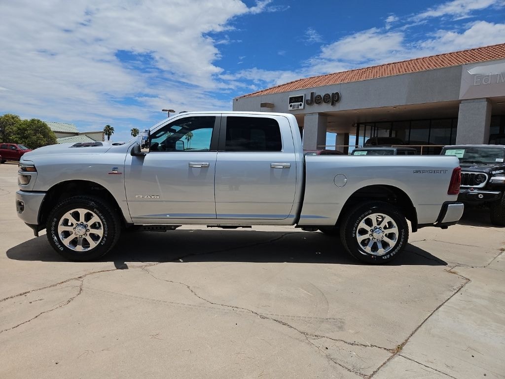 New 2026 Ram 2500 LARAMIE CREW CAB 4X4 6'4 BOX Pickup