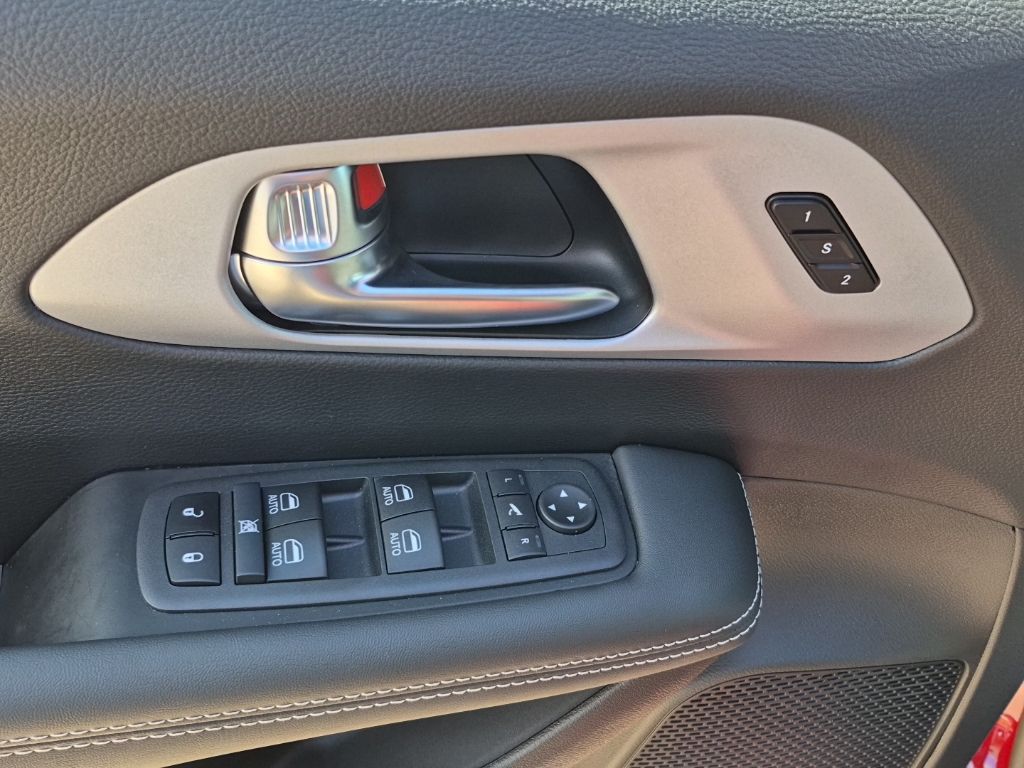 2025 Chrysler Pacifica Limited - Photo 19