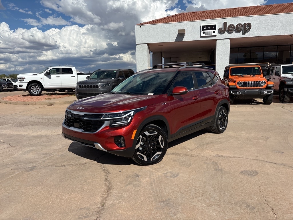 2025 Kia Seltos SX's photo