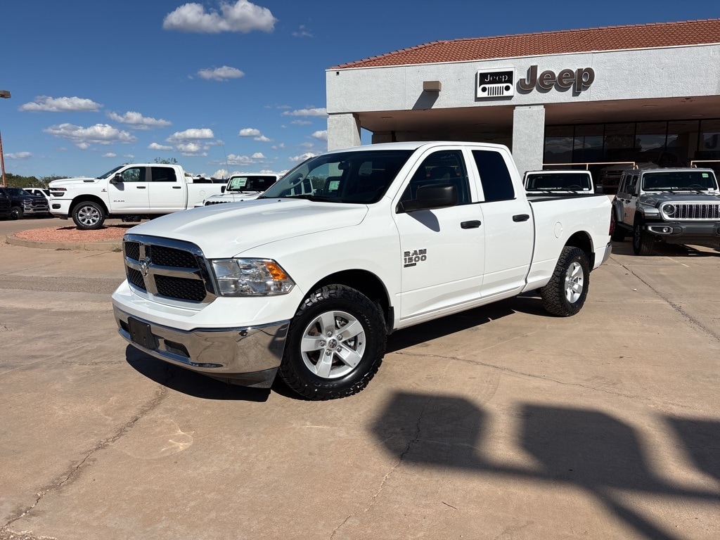2024 RAM Ram 1500 Classic SLT's photo