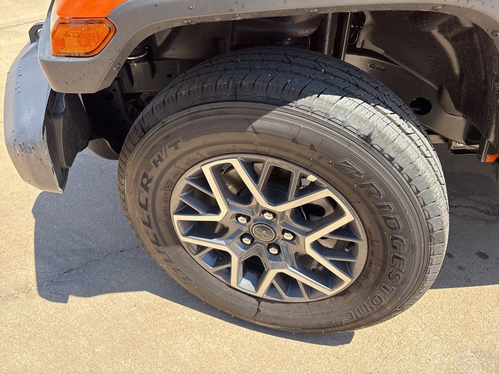 2025 Jeep Wrangler 4-Door Sahara - Photo 9